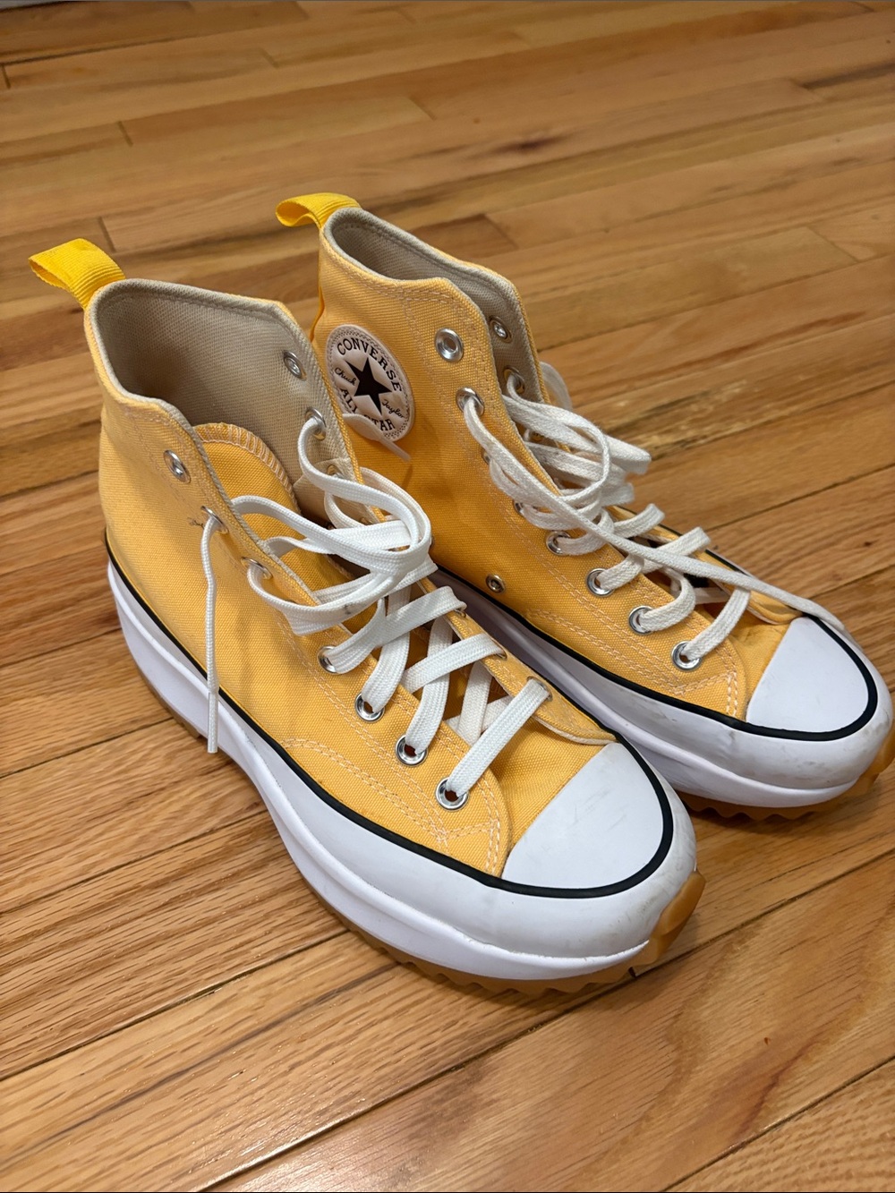 Yellow Converse Chuck Taylor All Star Lift Platform High Tops women’s 8.5